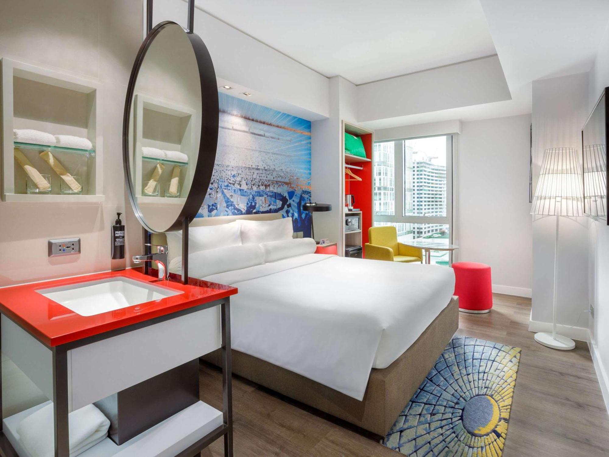 Ibis Styles Manila Araneta City Quezon City Buitenkant foto