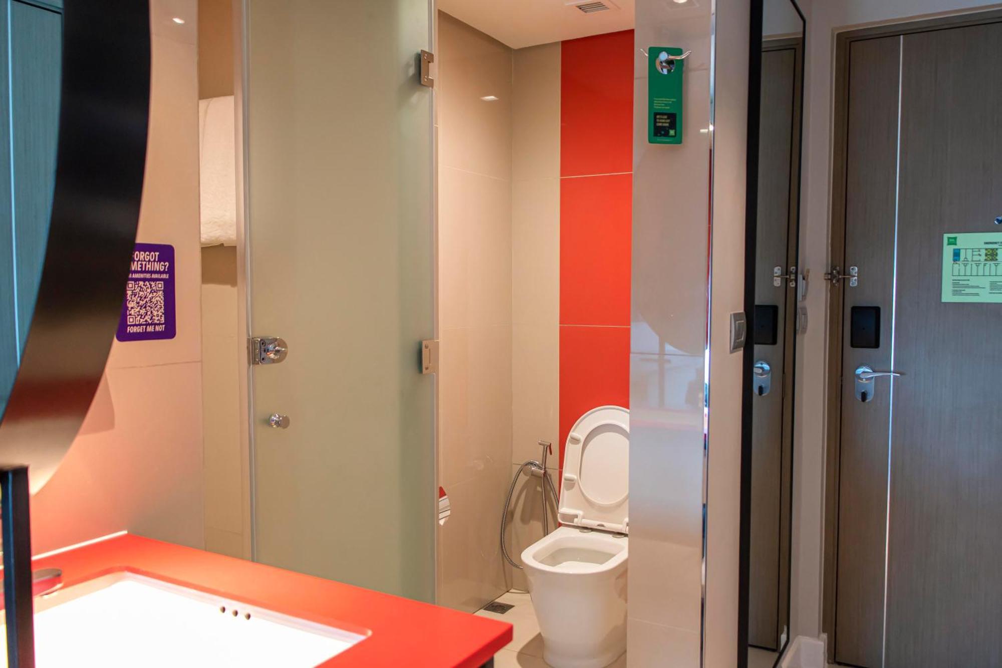 Ibis Styles Manila Araneta City Quezon City Buitenkant foto